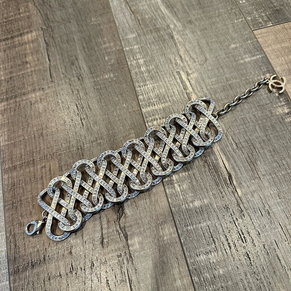 Chanel 2016 Strass link light gold + Swarovski crystal bracelet in original box - Picture 3 of 14